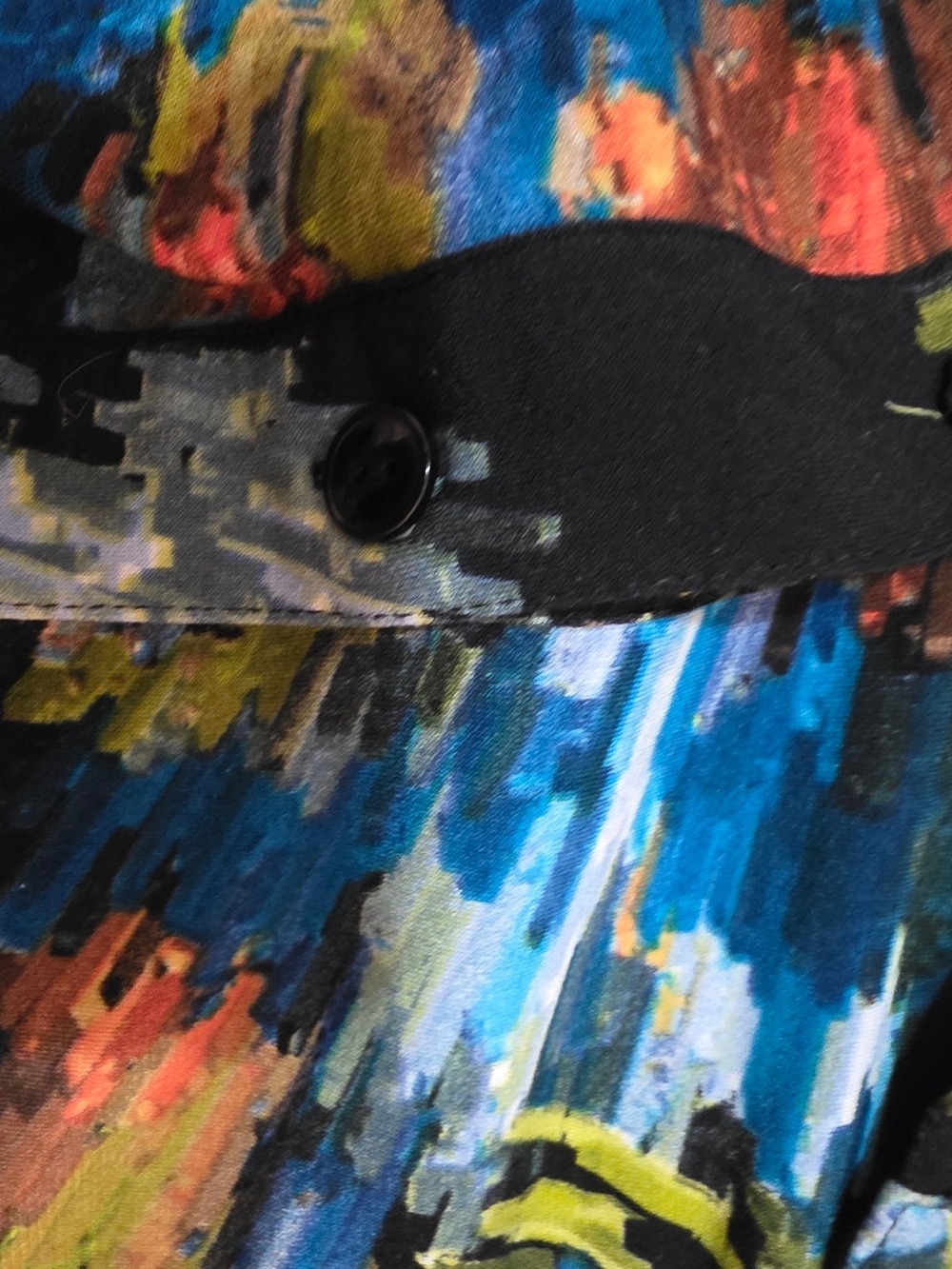 4/$97 Canadian Vivian Wong Abstract Brushstroke Button-Front Top - Picture 13 of 14